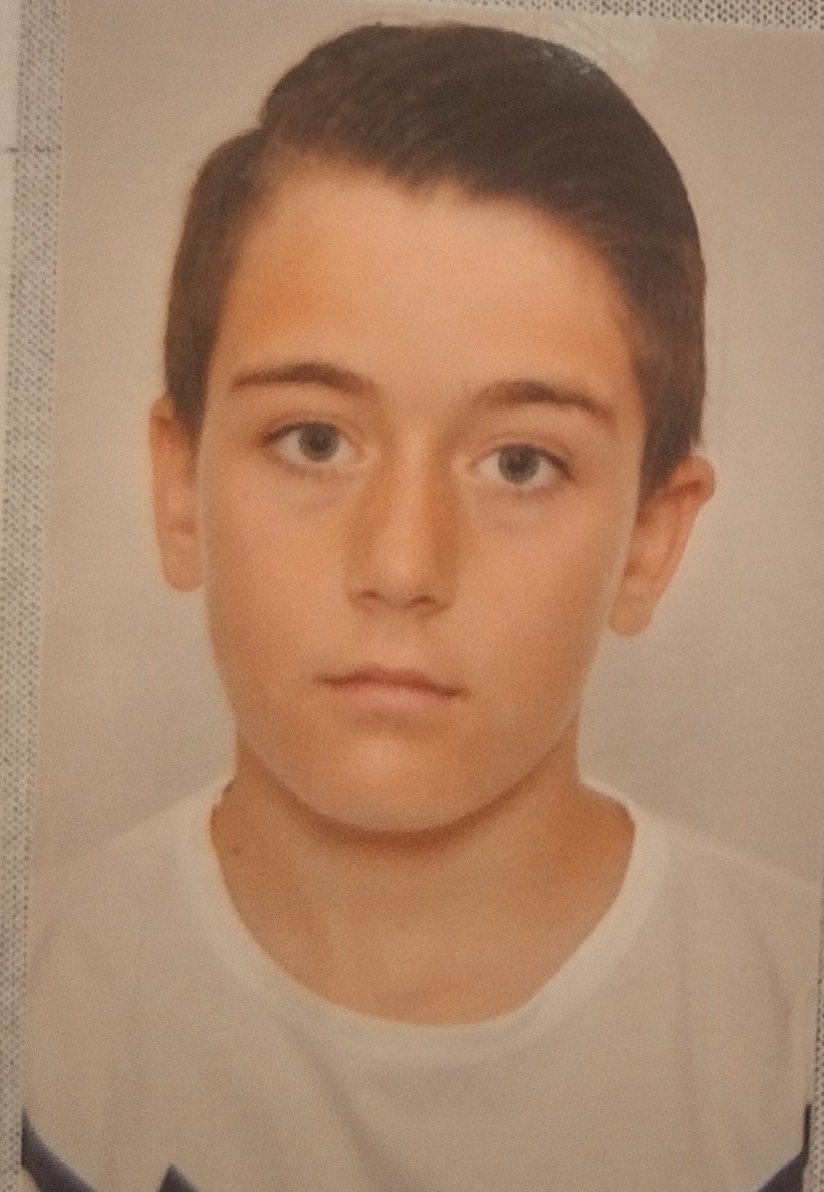 Cacareaza Danut - Cristian